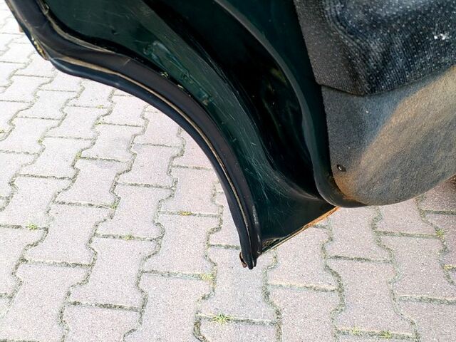 Зелений Опель Омега, об'ємом двигуна 2 л та пробігом 235 тис. км за 1899 $, фото 7 на Automoto.ua