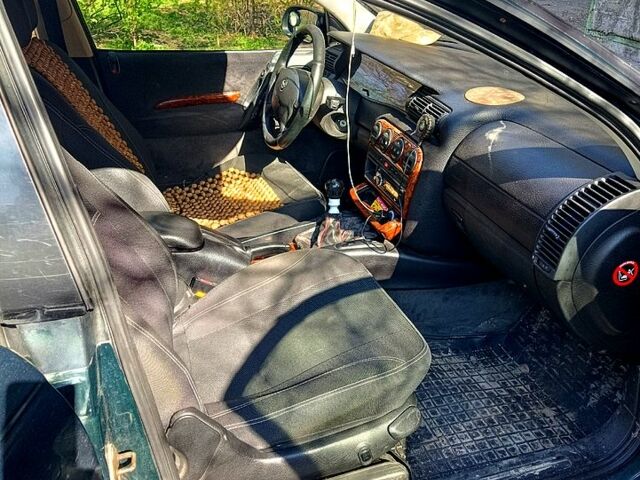 Зеленый Опель Омега, объемом двигателя 2 л и пробегом 0 тыс. км за 3200 $, фото 5 на Automoto.ua