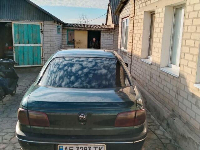 Зеленый Опель Омега, объемом двигателя 2 л и пробегом 3 тыс. км за 955 $, фото 3 на Automoto.ua