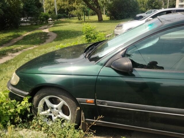 Зелений Опель Омега, об'ємом двигуна 2 л та пробігом 520 тис. км за 2000 $, фото 1 на Automoto.ua