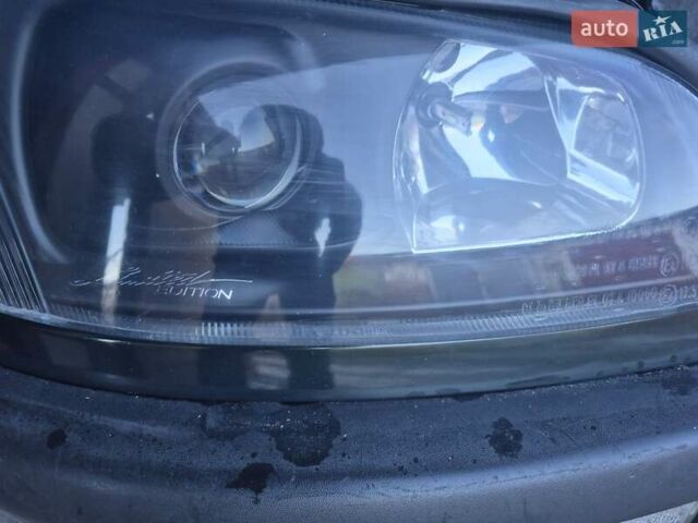 Зеленый Опель Омега, объемом двигателя 2.6 л и пробегом 270 тыс. км за 2500 $, фото 16 на Automoto.ua