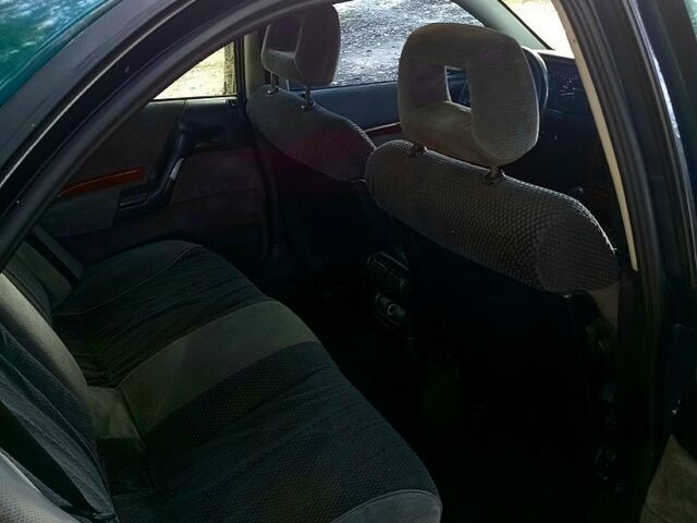 Зеленый Опель Омега, объемом двигателя 2 л и пробегом 454 тыс. км за 1777 $, фото 5 на Automoto.ua