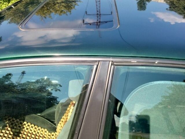 Зелений Опель Омега, об'ємом двигуна 2 л та пробігом 520 тис. км за 2000 $, фото 7 на Automoto.ua