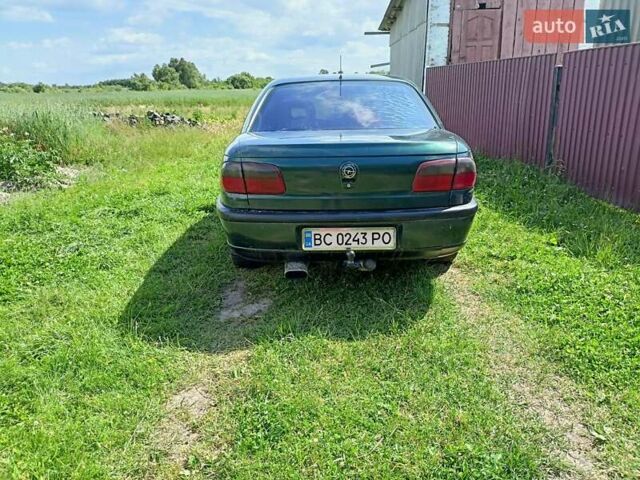 Зеленый Опель Омега, объемом двигателя 2 л и пробегом 407 тыс. км за 1750 $, фото 2 на Automoto.ua