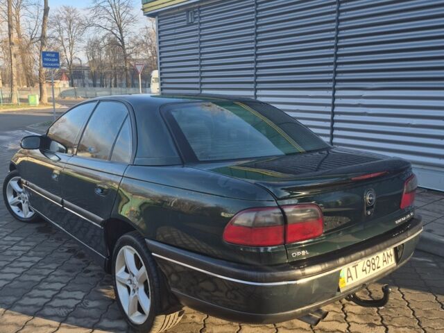 Зеленый Опель Омега, объемом двигателя 0 л и пробегом 270 тыс. км за 2500 $, фото 4 на Automoto.ua