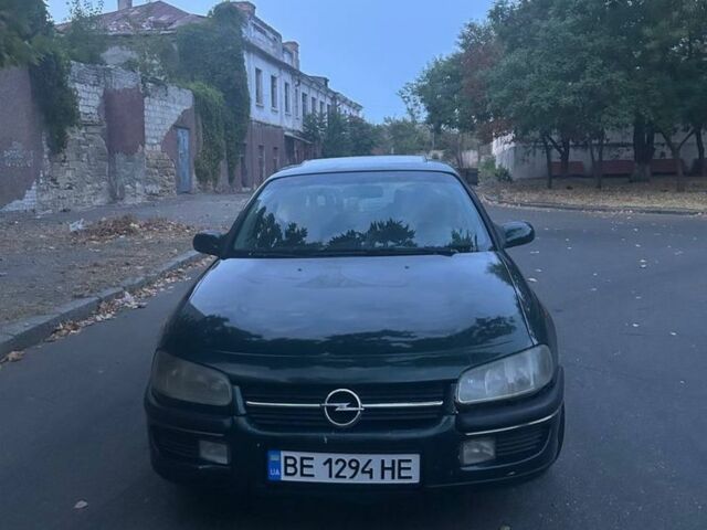 Зеленый Опель Омега, объемом двигателя 2 л и пробегом 3 тыс. км за 2500 $, фото 1 на Automoto.ua