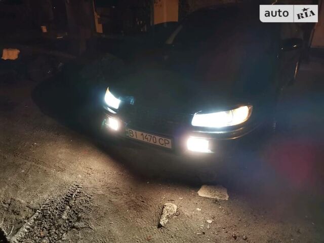 Зеленый Опель Омега, объемом двигателя 2 л и пробегом 261 тыс. км за 3200 $, фото 5 на Automoto.ua