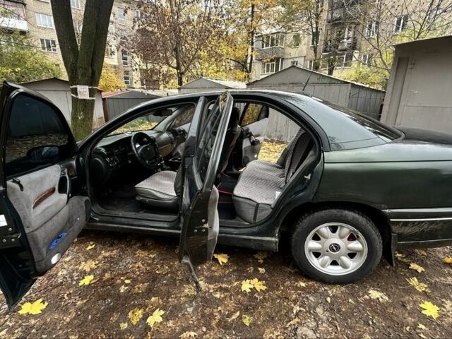 Зеленый Опель Омега, объемом двигателя 2 л и пробегом 341 тыс. км за 2500 $, фото 10 на Automoto.ua