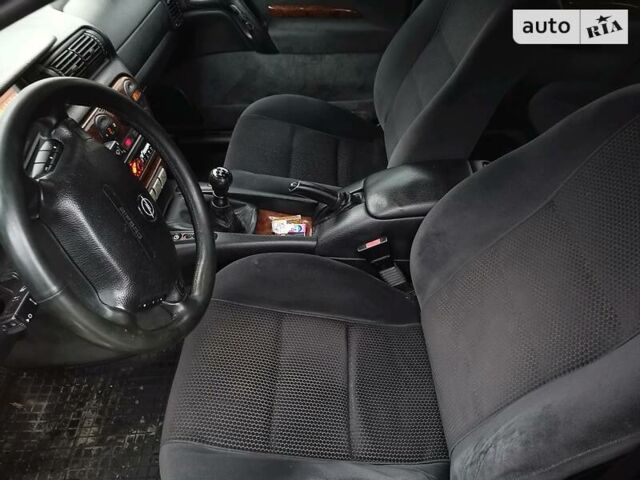 Зеленый Опель Омега, объемом двигателя 2 л и пробегом 261 тыс. км за 3200 $, фото 18 на Automoto.ua