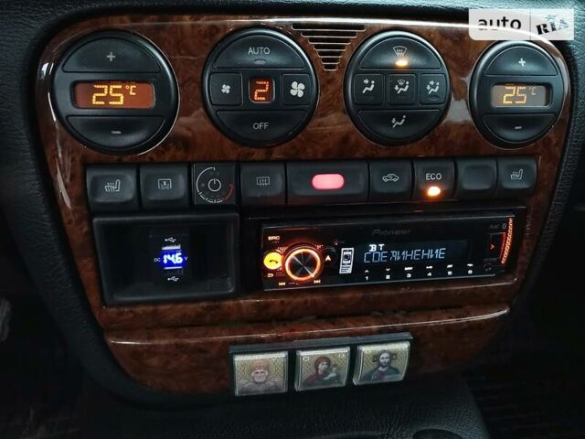 Зеленый Опель Омега, объемом двигателя 2 л и пробегом 261 тыс. км за 3200 $, фото 16 на Automoto.ua