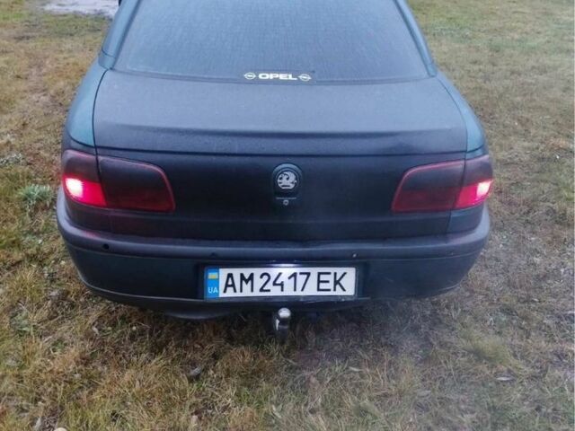 Зелений Опель Омега, об'ємом двигуна 2.5 л та пробігом 3 тис. км за 1750 $, фото 2 на Automoto.ua