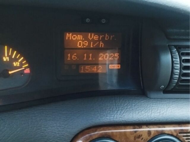 Зелений Опель Омега, об'ємом двигуна 2.5 л та пробігом 3 тис. км за 1750 $, фото 4 на Automoto.ua