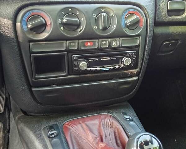Зеленый Опель Омега, объемом двигателя 2 л и пробегом 236 тыс. км за 1500 $, фото 8 на Automoto.ua