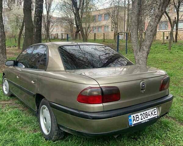 Зеленый Опель Омега, объемом двигателя 2 л и пробегом 503 тыс. км за 2800 $, фото 7 на Automoto.ua