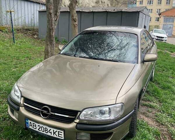 Зеленый Опель Омега, объемом двигателя 2 л и пробегом 503 тыс. км за 2800 $, фото 3 на Automoto.ua