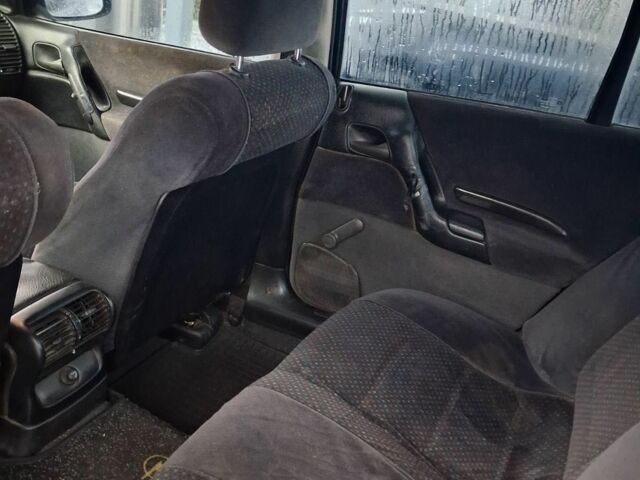 Зеленый Опель Омега, объемом двигателя 2 л и пробегом 418 тыс. км за 1500 $, фото 7 на Automoto.ua