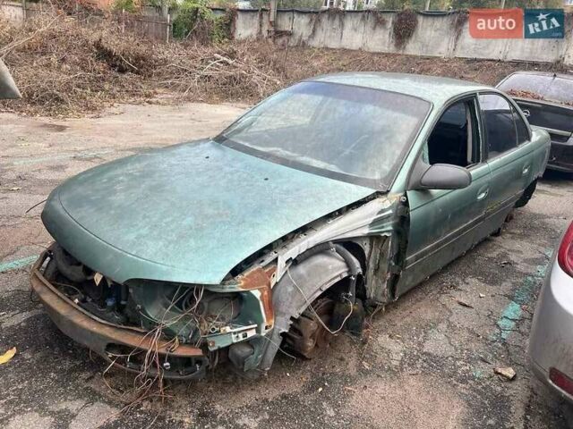 Опель Омега 1999 в Киеве на Automoto.ua Зеленый Опель Омега, объемом двигателя 1.98 л и пробегом 200 тыс. км за 500 $, фото 1 на Automoto.ua