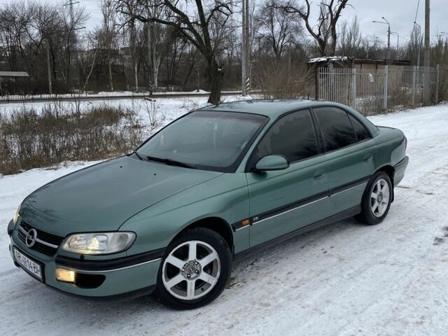 Зелений Опель Омега, об'ємом двигуна 2 л та пробігом 279 тис. км за 2500 $, фото 13 на Automoto.ua