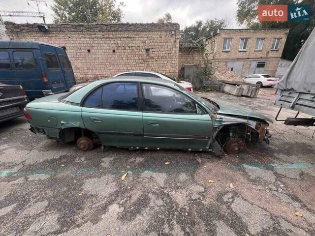 Опель Омега 1999 в Киеве на Automoto.ua Зеленый Опель Омега, объемом двигателя 1.98 л и пробегом 200 тыс. км за 500 $, фото 6 на Automoto.ua