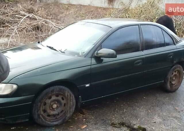 Опель Омега 2000 в Киеве на Automoto.ua Зеленый Опель Омега, объемом двигателя 2.2 л и пробегом 350 тыс. км за 1200 $, фото 4 на Automoto.ua