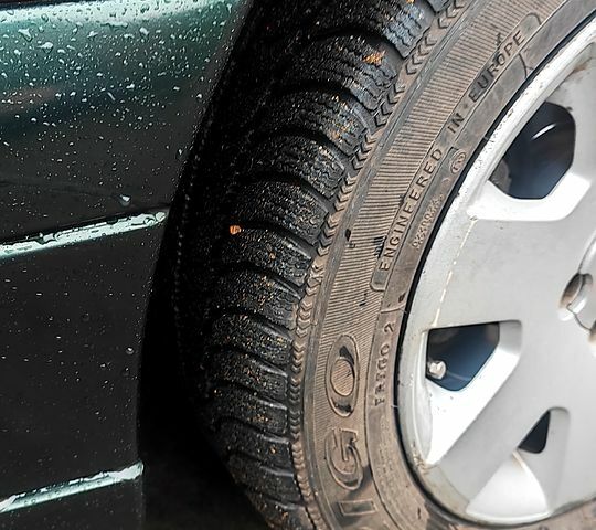 Зелений Опель Омега, об'ємом двигуна 2.5 л та пробігом 0 тис. км за 2700 $, фото 8 на Automoto.ua