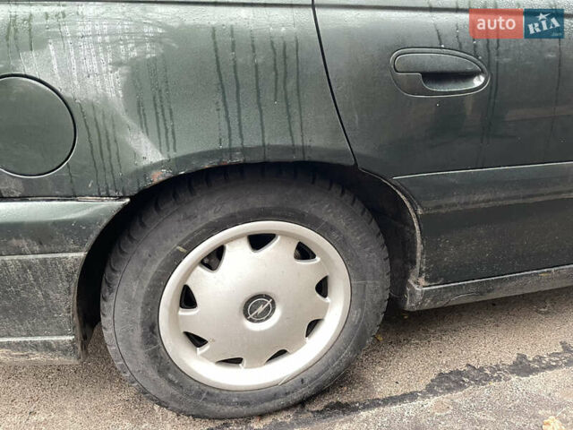 Опель Омега 2000 в Житомире на Automoto.ua Зеленый Опель Омега, объемом двигателя 2.5 л и пробегом 307 тыс. км за 3300 $, фото 6 на Automoto.ua