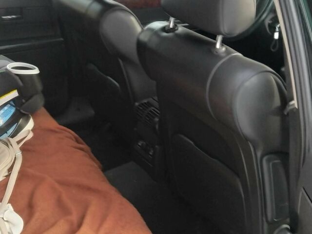 Зеленый Опель Омега, объемом двигателя 2.6 л и пробегом 252 тыс. км за 2500 $, фото 11 на Automoto.ua