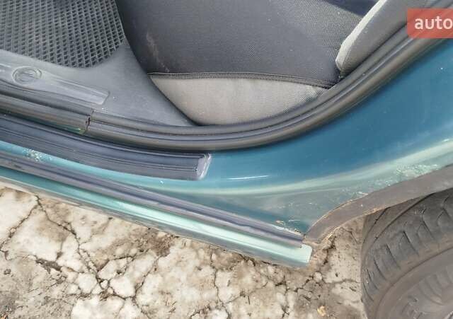 Зелений Опель Омега, об'ємом двигуна 2.2 л та пробігом 475 тис. км за 3700 $, фото 19 на Automoto.ua
