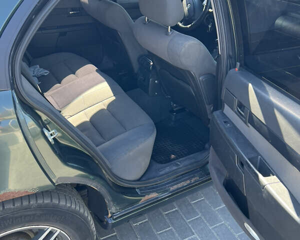 Зелений Опель Омега, об'ємом двигуна 2.2 л та пробігом 318 тис. км за 2500 $, фото 12 на Automoto.ua