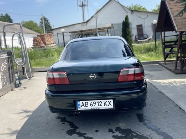 Зеленый Опель Омега, объемом двигателя 2.2 л и пробегом 520 тыс. км за 2700 $, фото 13 на Automoto.ua