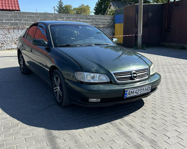 Зелений Опель Омега, об'ємом двигуна 2.2 л та пробігом 318 тис. км за 2500 $, фото 2 на Automoto.ua