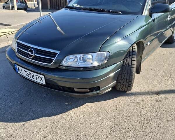 Зеленый Опель Омега, объемом двигателя 2.2 л и пробегом 280 тыс. км за 2600 $, фото 1 на Automoto.ua