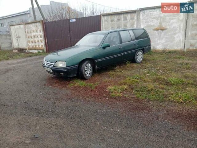 Зелений Опель Омега, об'ємом двигуна 2 л та пробігом 65 тис. км за 899 $, фото 5 на Automoto.ua