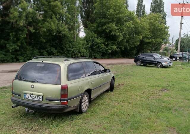 Зеленый Опель Омега, объемом двигателя 2 л и пробегом 267 тыс. км за 1599 $, фото 10 на Automoto.ua