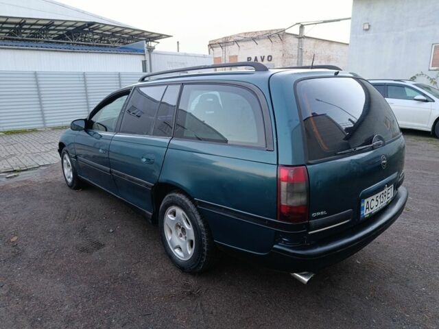 Зеленый Опель Омега, объемом двигателя 2 л и пробегом 327 тыс. км за 1050 $, фото 9 на Automoto.ua