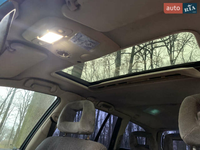 Зелений Опель Омега, об'ємом двигуна 2 л та пробігом 335 тис. км за 1550 $, фото 11 на Automoto.ua