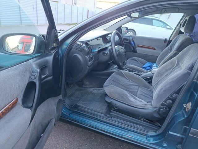 Зеленый Опель Омега, объемом двигателя 2 л и пробегом 327 тыс. км за 1050 $, фото 13 на Automoto.ua