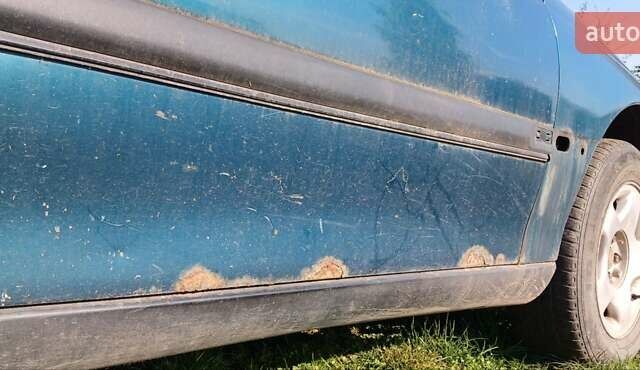 Зелений Опель Омега, об'ємом двигуна 2 л та пробігом 350 тис. км за 750 $, фото 1 на Automoto.ua