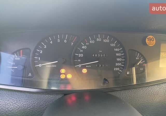 Зеленый Опель Омега, объемом двигателя 2 л и пробегом 484 тыс. км за 2000 $, фото 9 на Automoto.ua