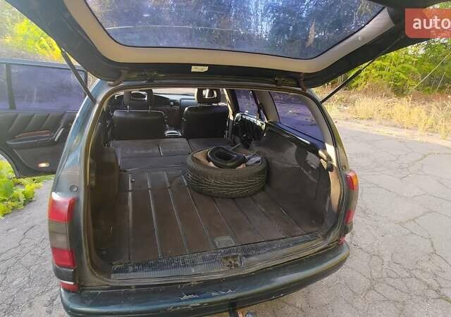 Зеленый Опель Омега, объемом двигателя 2 л и пробегом 484 тыс. км за 2000 $, фото 13 на Automoto.ua