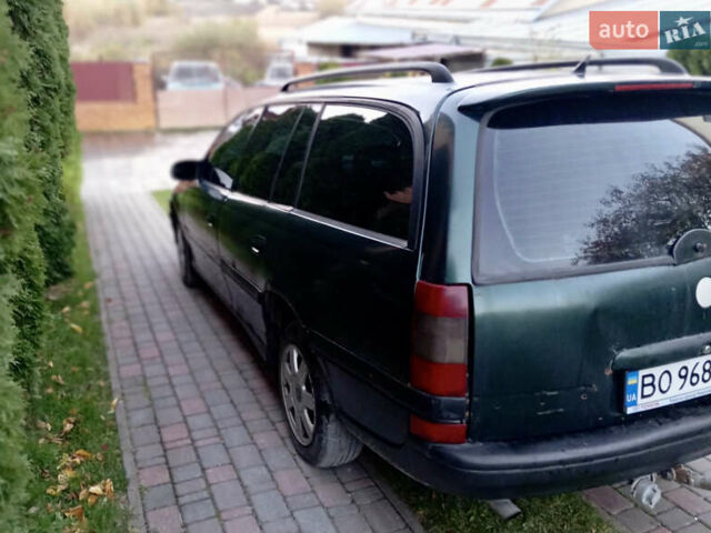 Опель Омега 1997 в Волочиске на Automoto.ua Зеленый Опель Омега, объемом двигателя 2 л и пробегом 300 тыс. км за 1200 $, фото 4 на Automoto.ua