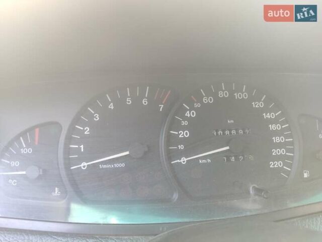 Опель Омега 1997 у Харкові на Automoto.ua Зелений Опель Омега, об'ємом двигуна 2 л та пробігом 308 тис. км за 1500 $, фото 14 на Automoto.ua