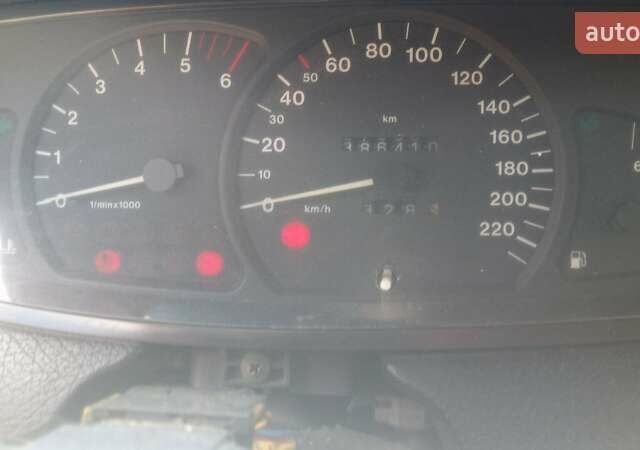 Зеленый Опель Омега, объемом двигателя 2.5 л и пробегом 386 тыс. км за 2000 $, фото 6 на Automoto.ua