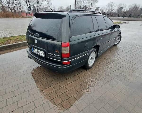 Зеленый Опель Омега, объемом двигателя 2 л и пробегом 460 тыс. км за 1600 $, фото 12 на Automoto.ua