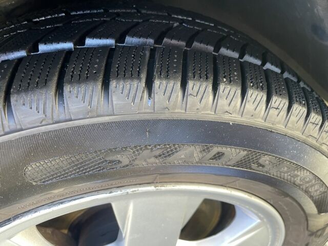 Зелений Опель Омега, об'ємом двигуна 2 л та пробігом 350 тис. км за 2200 $, фото 6 на Automoto.ua