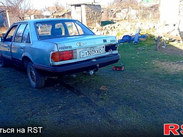 Опель Рекорд, объемом двигателя 18 л и пробегом 0 тыс. км за 300 $, фото 2 на Automoto.ua