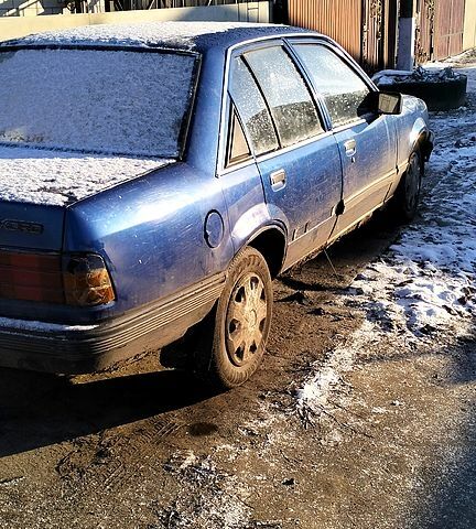 Опель Рекорд, объемом двигателя 18 л и пробегом 0 тыс. км за 300 $, фото 5 на Automoto.ua