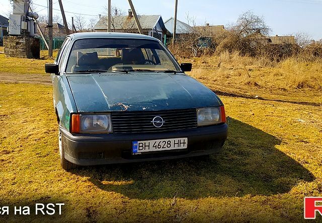Зелений Опель Рекорд, об'ємом двигуна 2 л та пробігом 0 тис. км за 800 $, фото 9 на Automoto.ua