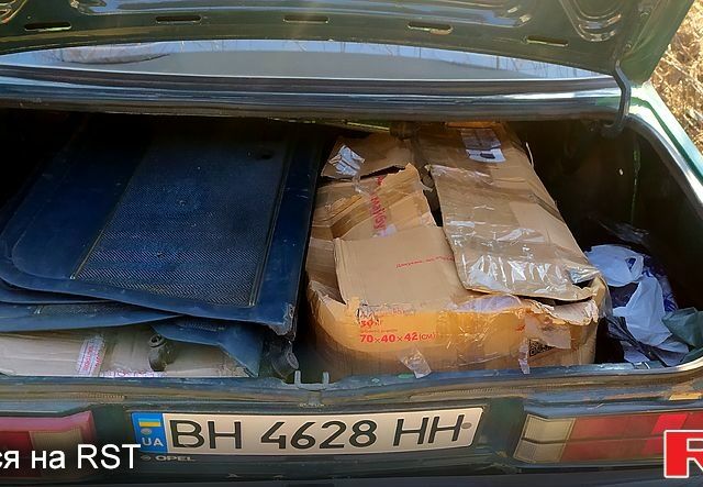 Зелений Опель Рекорд, об'ємом двигуна 2 л та пробігом 0 тис. км за 800 $, фото 3 на Automoto.ua