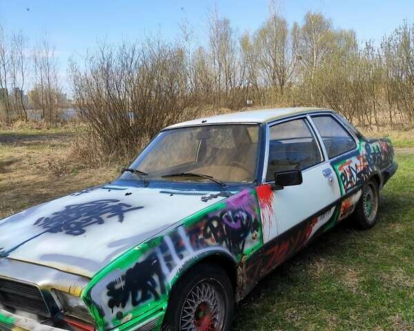 Белый Опель Рекорд, объемом двигателя 2 л и пробегом 100 тыс. км за 1000 $, фото 1 на Automoto.ua